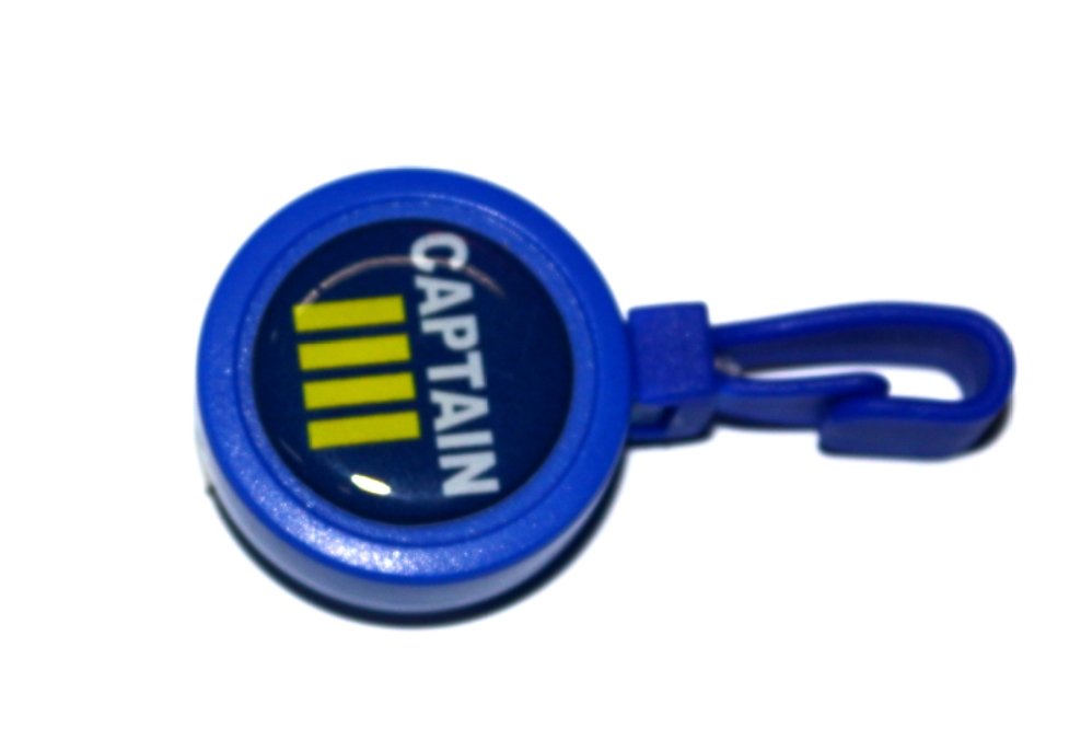 Captain 4 ID Cards ABS plastic 3 5 cm yoyo holder Pilot Captain 4 ID Cards ABS plastic 3 5 cm yoyo holder Pilot
